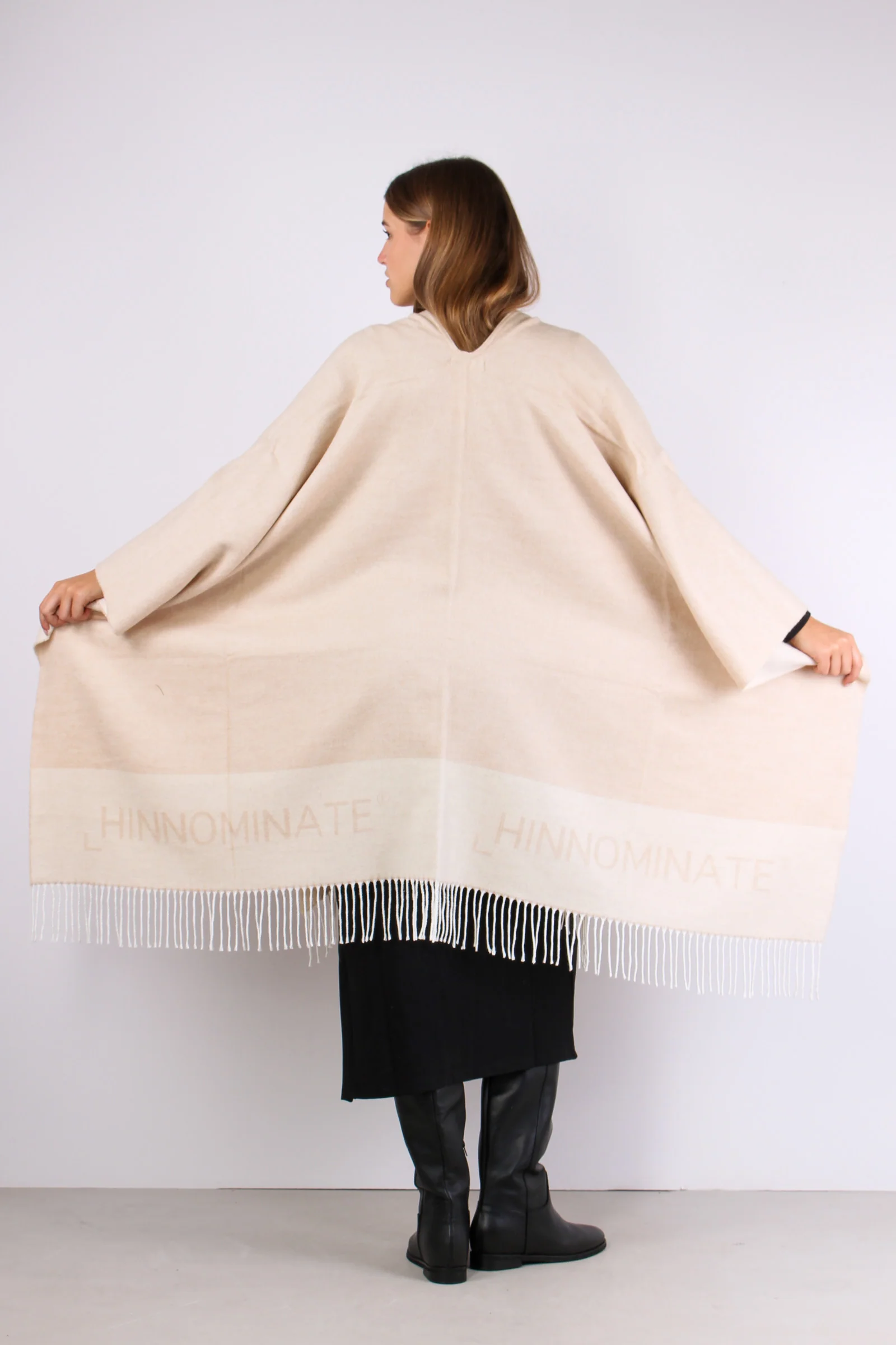 Mantella Logo Beige Sand - immagine 6