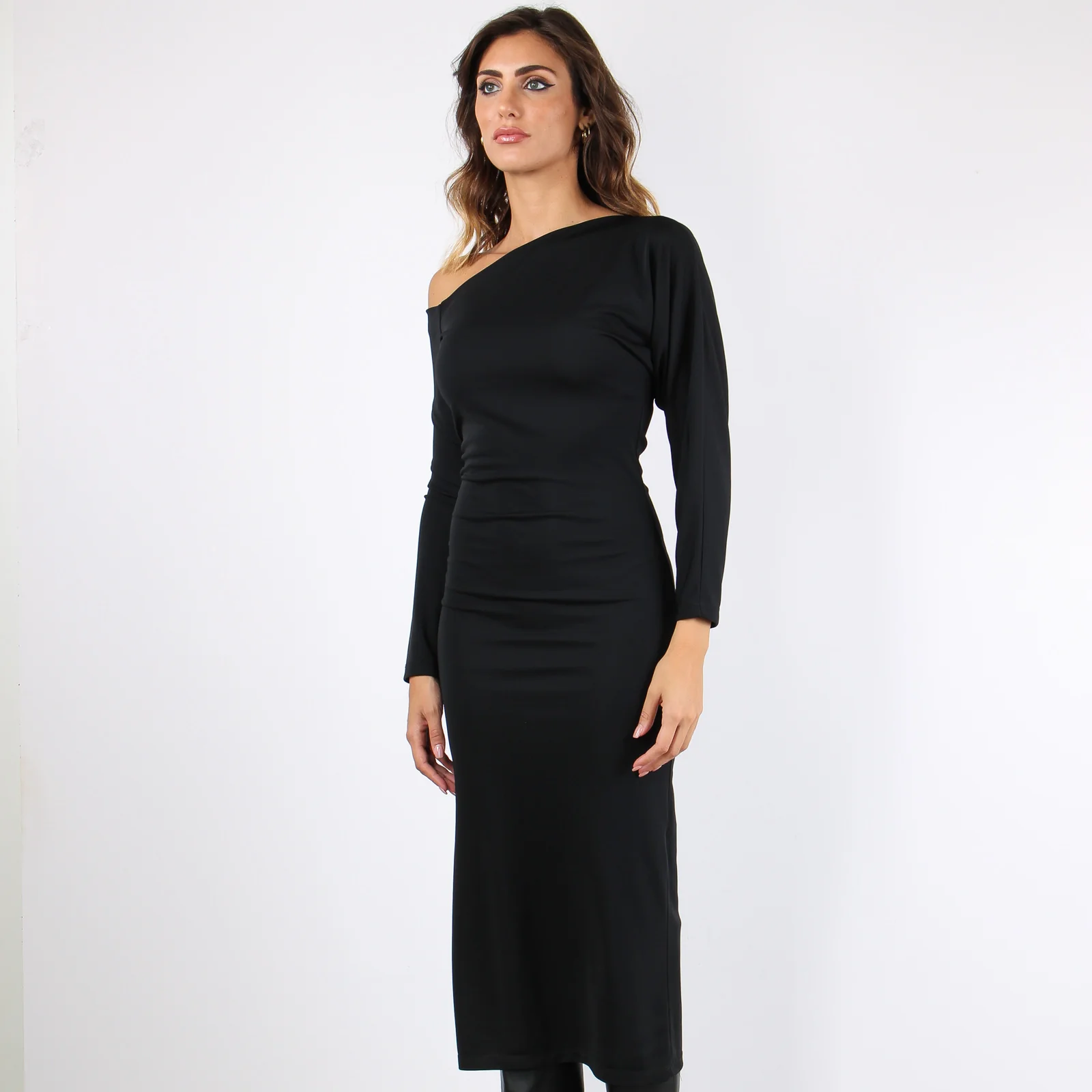 Abito Lungo Asimetrico Nero - immagine 9