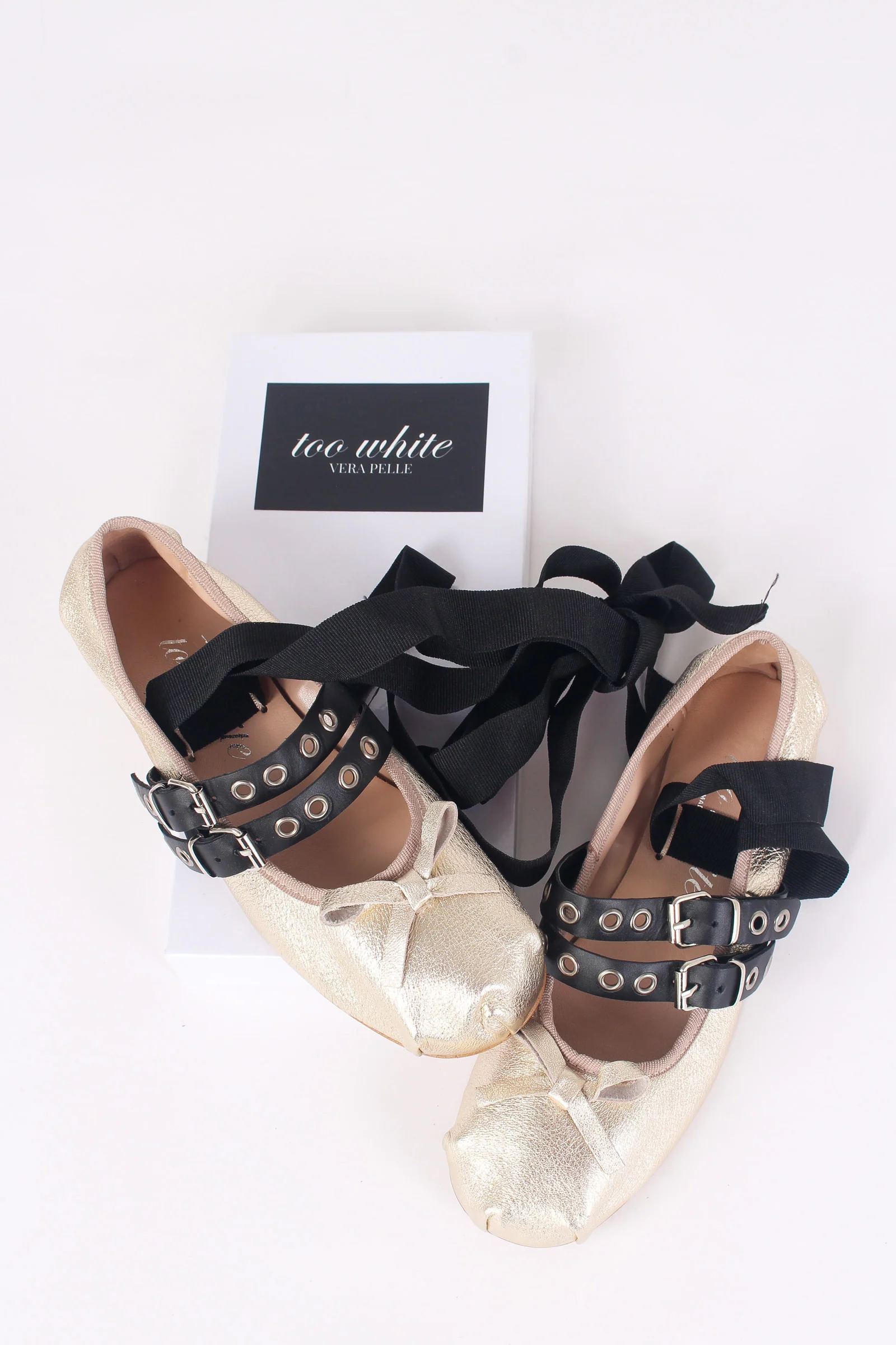 Ballerina Fibbia Borchie Vera Oro/nero - immagine 9