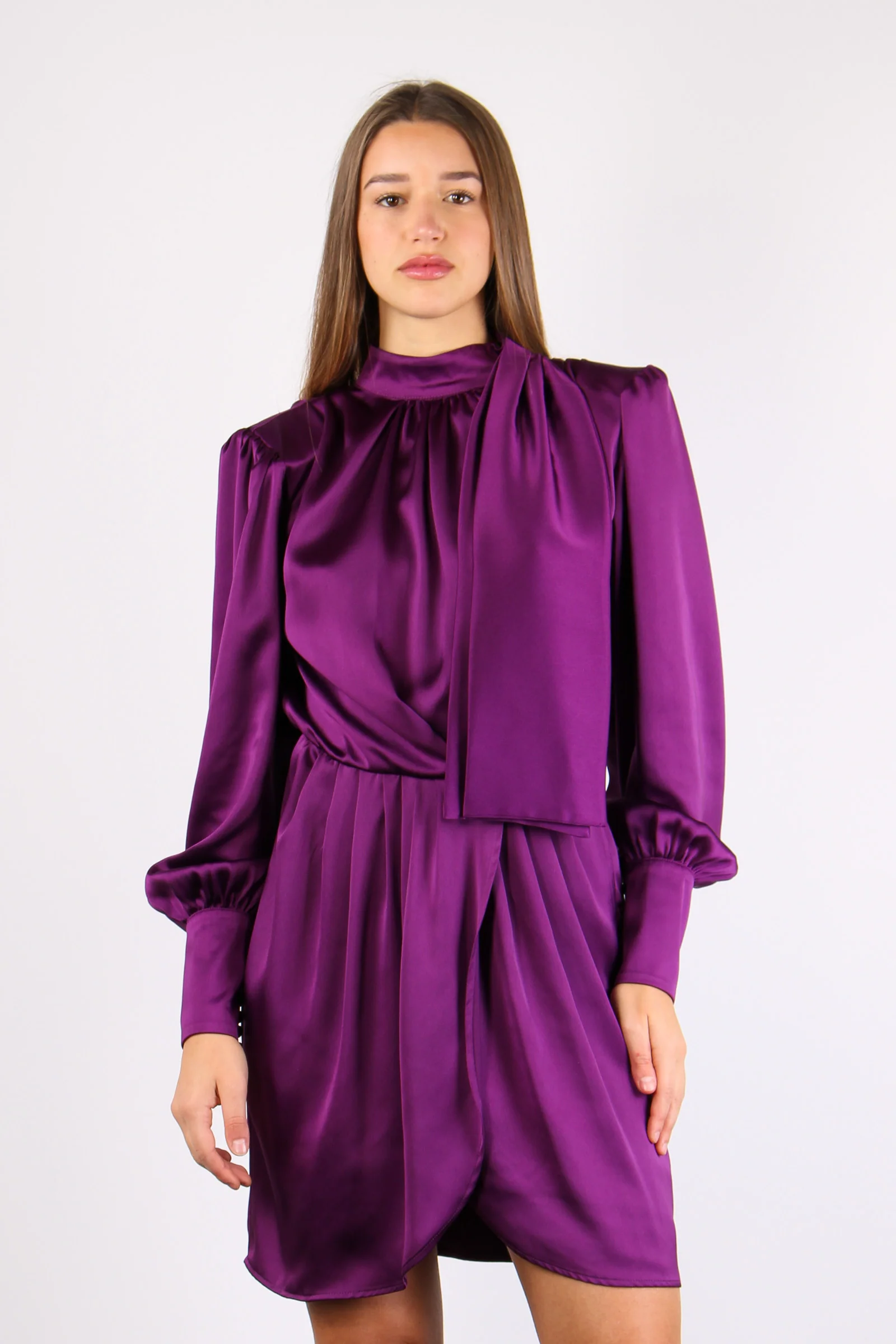 Abito Raso Fiocco Collo Dusty F.